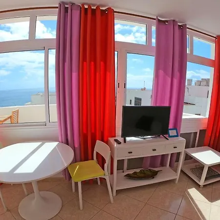 Atico Vistas Al Mar Internet De Un Ig Apartman Gran Tarajal