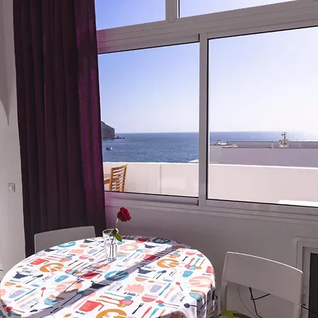 Atico Vistas Al Mar Internet De Un Ig Apartman *