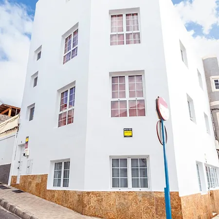 Atico Vistas Al Mar Internet De Un Ig Apartman